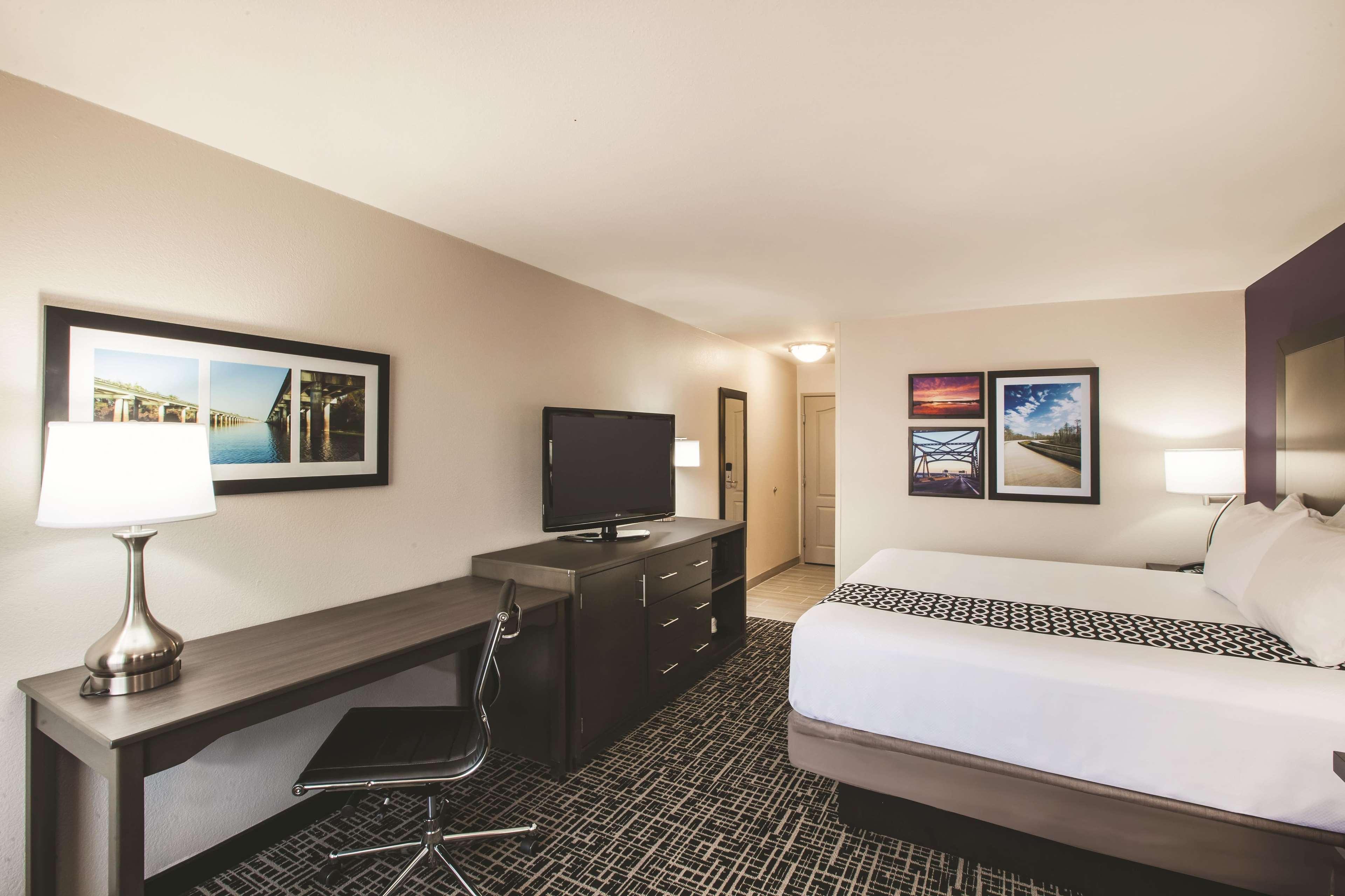 La Quinta By Wyndham Walker - Denham Springs Otel Dış mekan fotoğraf