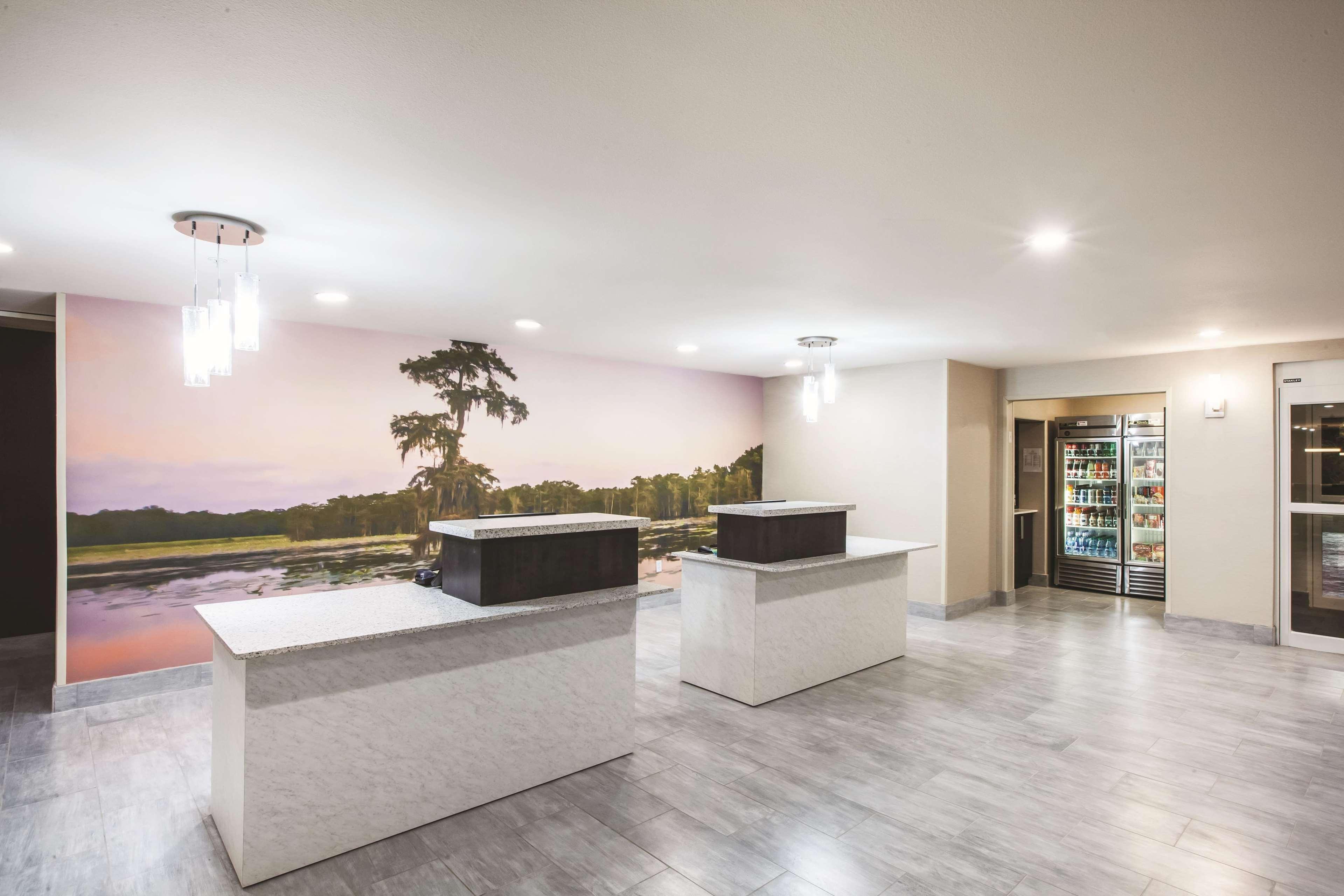 La Quinta By Wyndham Walker - Denham Springs Otel Dış mekan fotoğraf