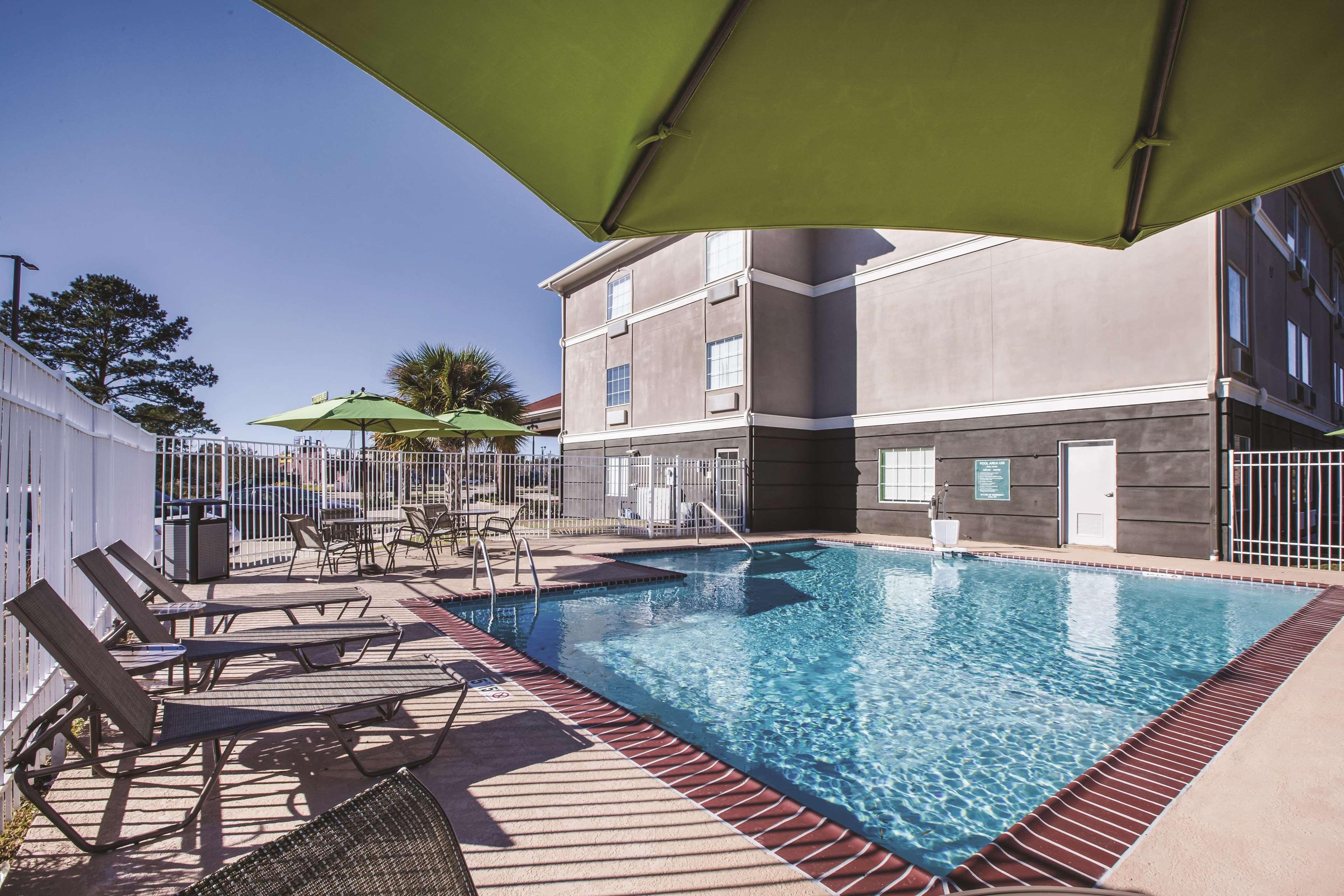 La Quinta By Wyndham Walker - Denham Springs Otel Dış mekan fotoğraf